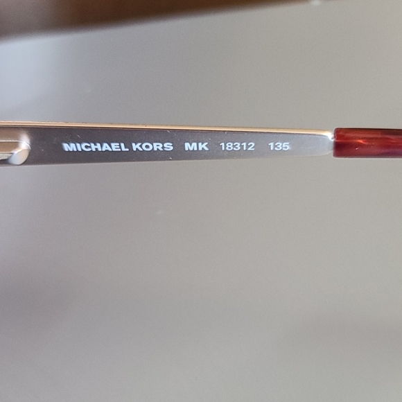 ποΈ Michael Kors Sunglasses π - Picture 7 of 9
